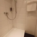 Ariana Hotel 2*